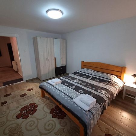 R Castle - 2 Room Apartment براشوف المظهر الخارجي الصورة