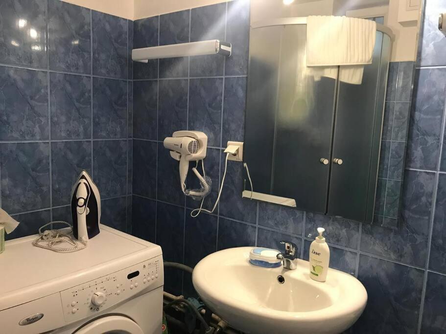 R Castle - 2 Room Apartment براشوف المظهر الخارجي الصورة